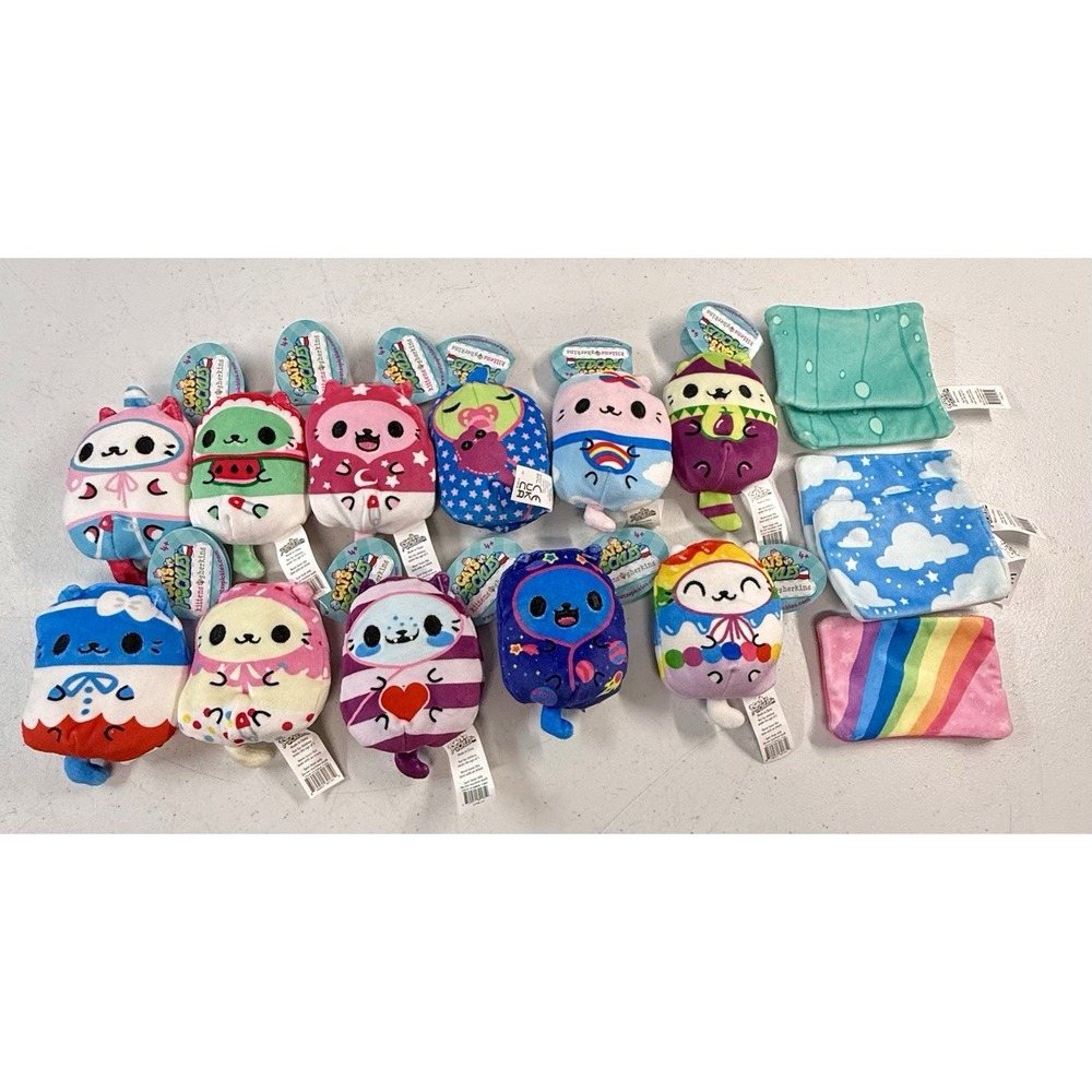 Cats vs Pickles Kittens vs Gherkins Lot Of 11  3" Bean Bag Plush W/Tags Blankets